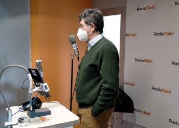 Intervista radiofonica di RadioGold su etichetta a batteria ed etichetta a semaforo