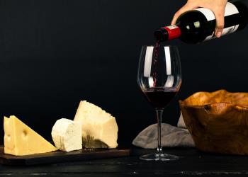 Il governo accoglie lappello della filiera del vino e riapre le enoteche dopo le ore 18:00