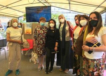 Evento su fiori e api nella Giornata dellambiente
