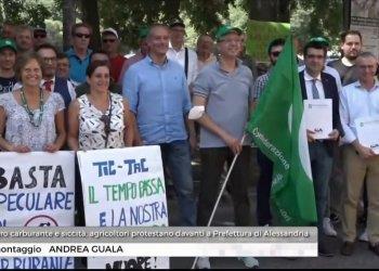 Caro carburante e siccitagrave;, gli agricoltori protestano davanti alla Prefettura di Alessandria, il servizio di Telecity7Gold - visualizza il video