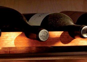 Vino: Etichettatura obbligatoria dellelenco degli ingredienti e della dichiarazione nutrizionale dei prodotti vitivinicoli