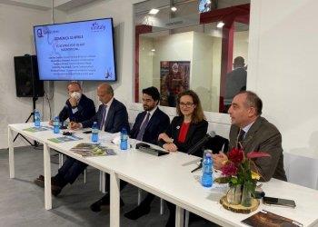 Vinitaly: dallo stand di Confagricoltura, il console generale britannico Graham: Il vino pilastro del confronto commerciale tra Regno unito e Italia